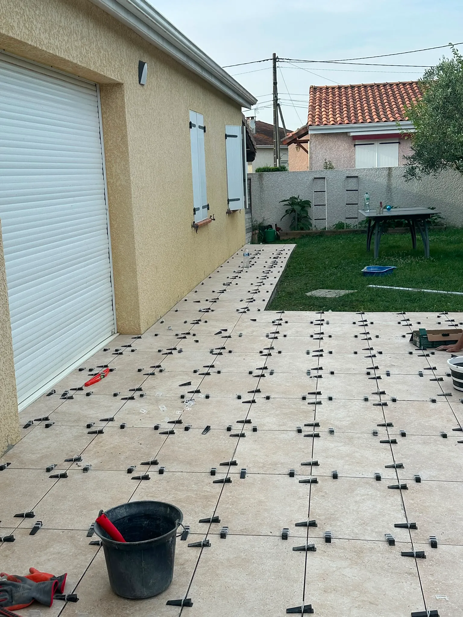 Pose de carrelage extérieur